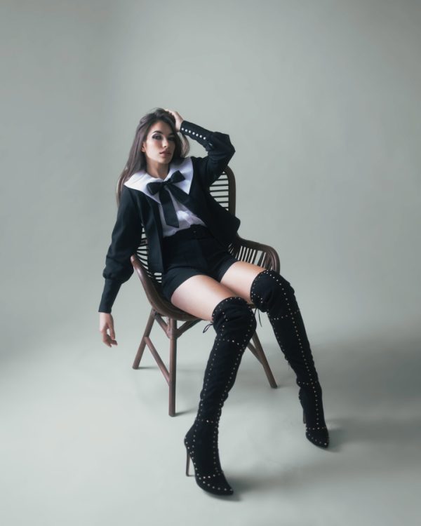 EMILI KABÁTKA - Image 3